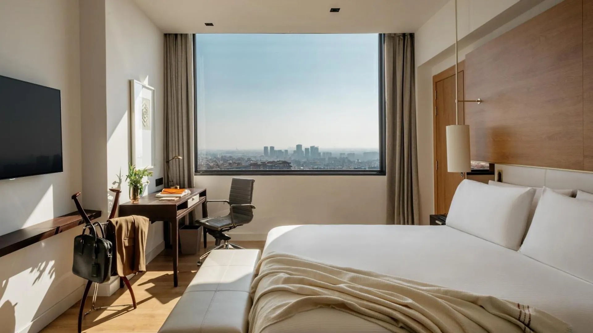 Torre Melina, A Gran Melia Hotel Barcelona